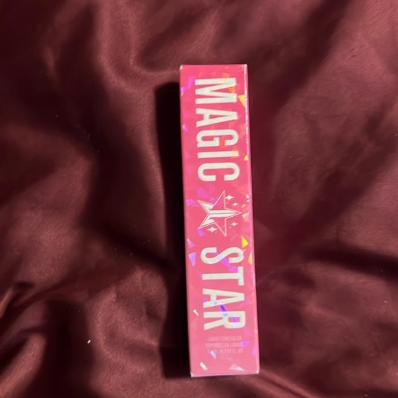 Jeffree Star Other - JEFFREE STAR Magic Star Concealer - NIB - New - Shade C18